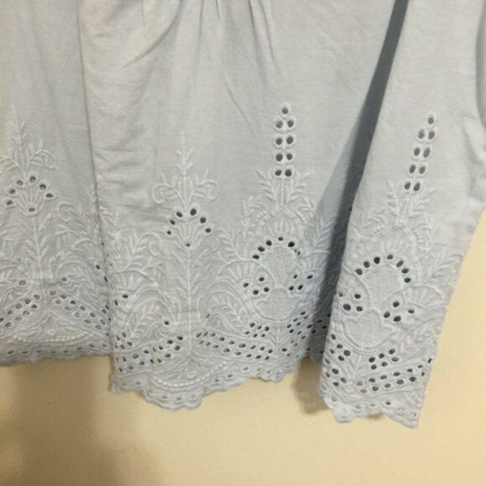 Split neck sleeveless eyelet embroidered top AM24 - Picture 3 of 4